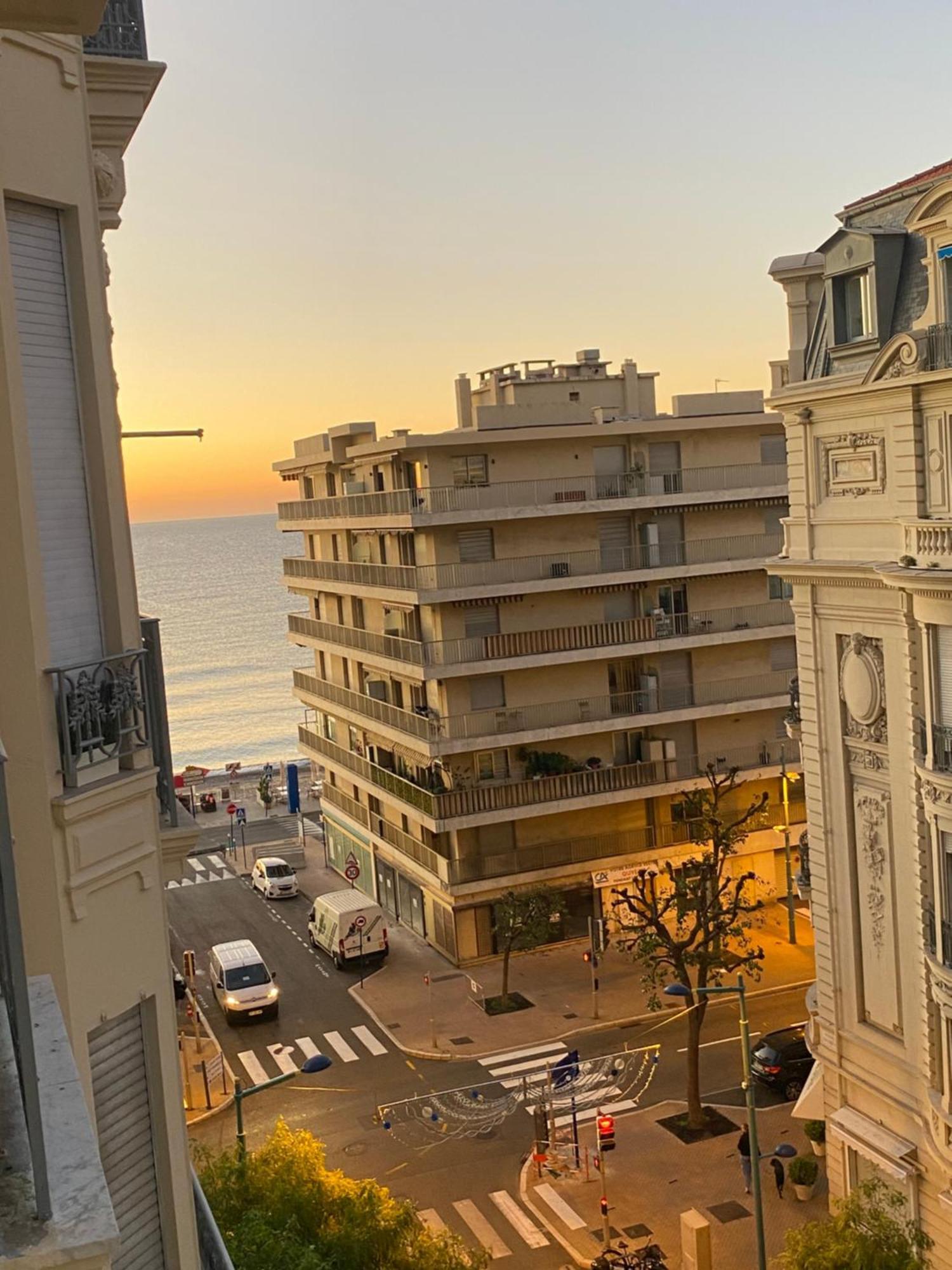 Ferienwohnung Les Fleurs Astoria Menton Exterior foto